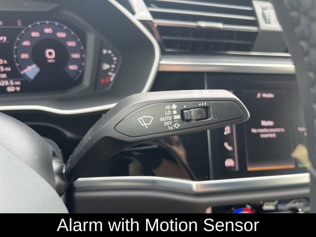 Used 2025 Audi Q3 2.0T Premium w/ Convenience Package image 17