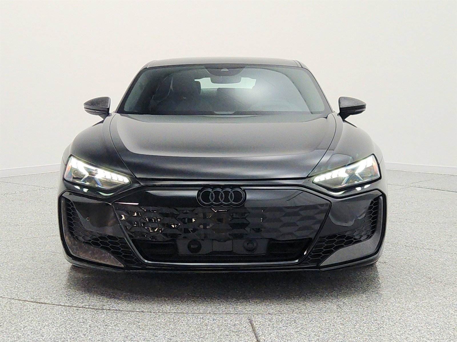 Used 2025 Audi RS e-tron GT performance AWD/4WD image 2