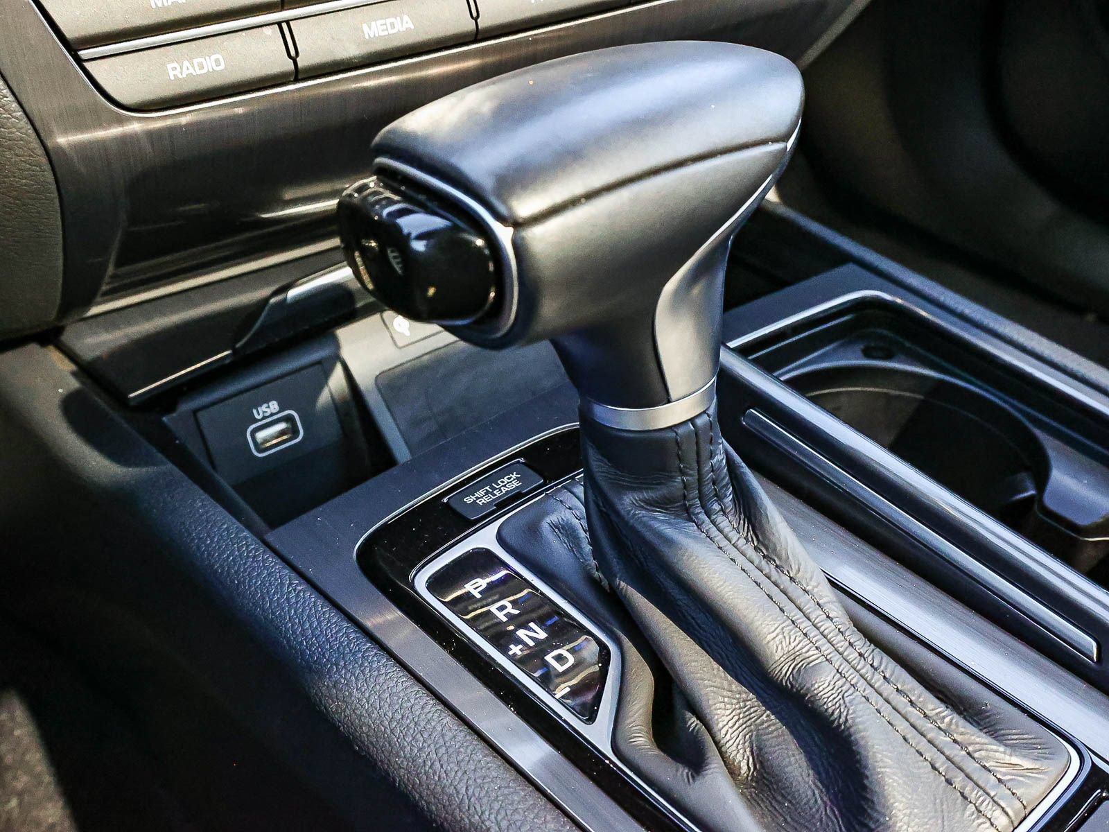 Used 2020 Genesis G80 3.8 w/ Sport Package 02 RWD image 23