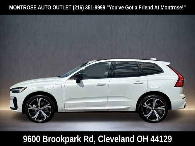 New 2025 Volvo XC60 T8 Ultra w/ Climate Package image 3