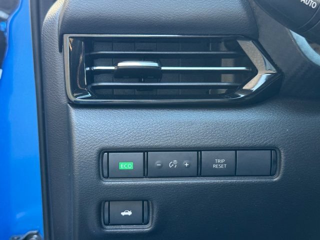 Used 2022 Nissan Sentra SR w/ SR Premium Package FWD image 7