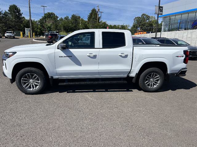 New 2026 Chevrolet Colorado LT w/ LT Convenience Package AWD/4WD image 2