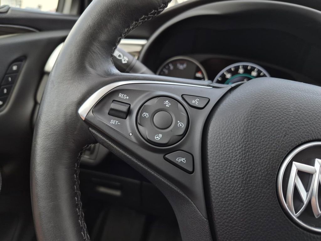 Used 2020 Buick Envision Premium image 22