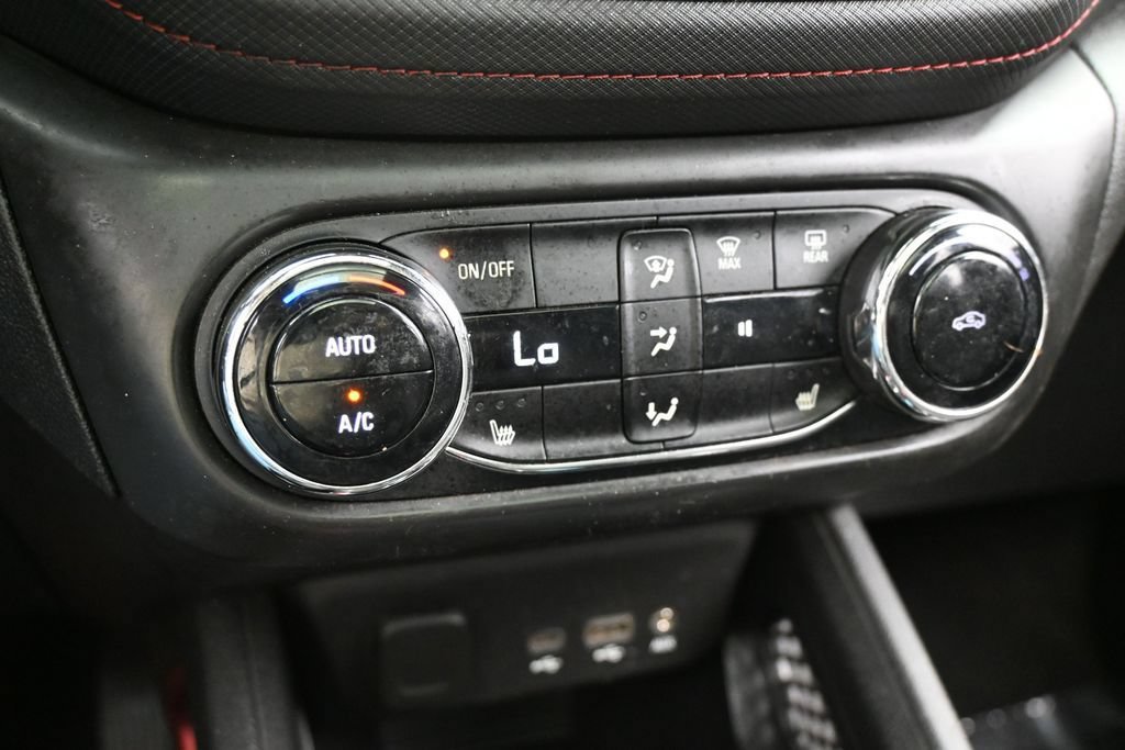 Used 2023 Chevrolet TrailBlazer RS w/ Sun and Liftgate Package FWD image 19
