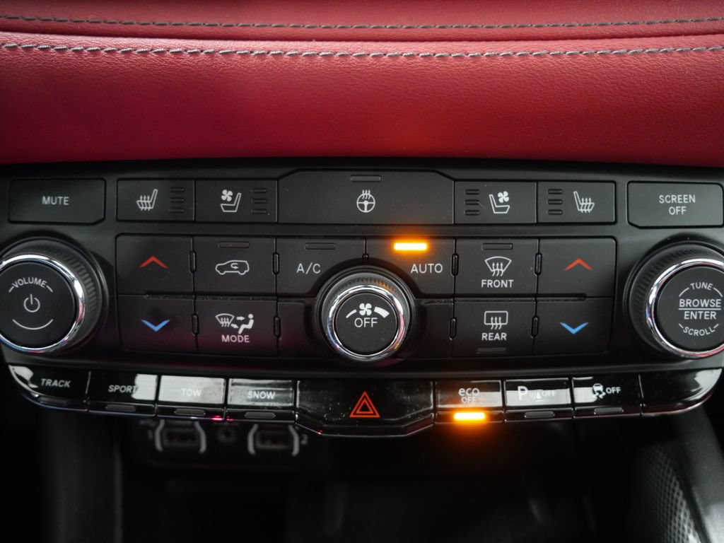 Used 2022 Dodge Durango R/T w/ Tow 'N Go Package AWD/4WD image 20