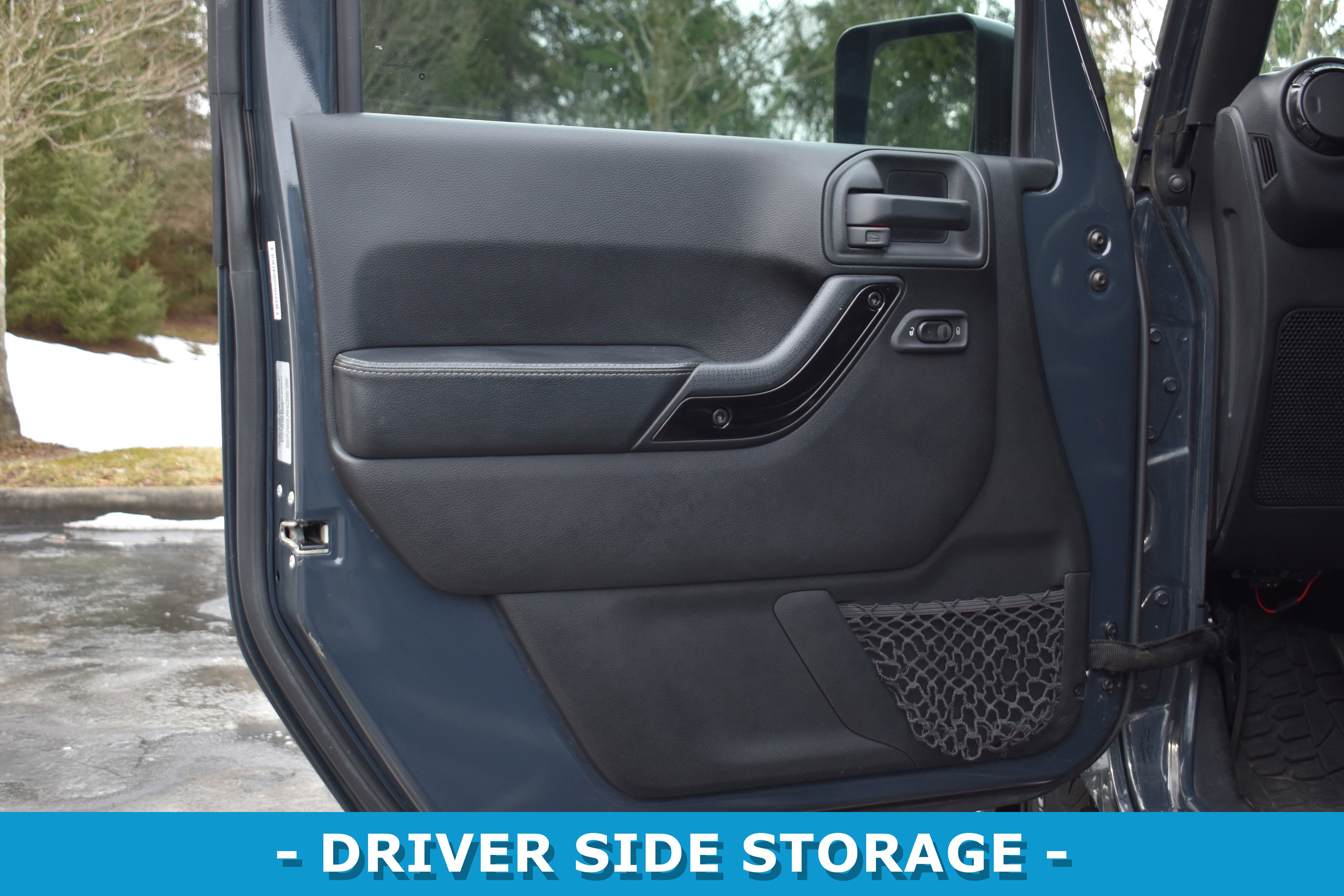 Used 2017 Jeep Wrangler Unlimited Sahara image 5