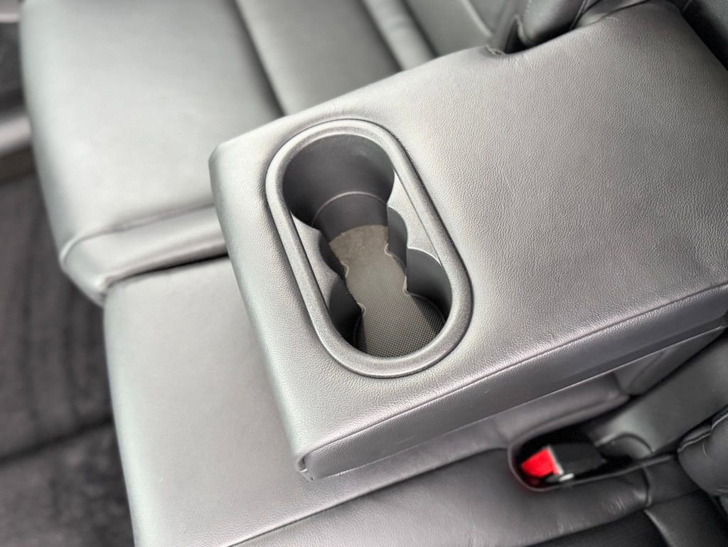 Used 2025 Hyundai Santa Fe Limited AWD/4WD image 10