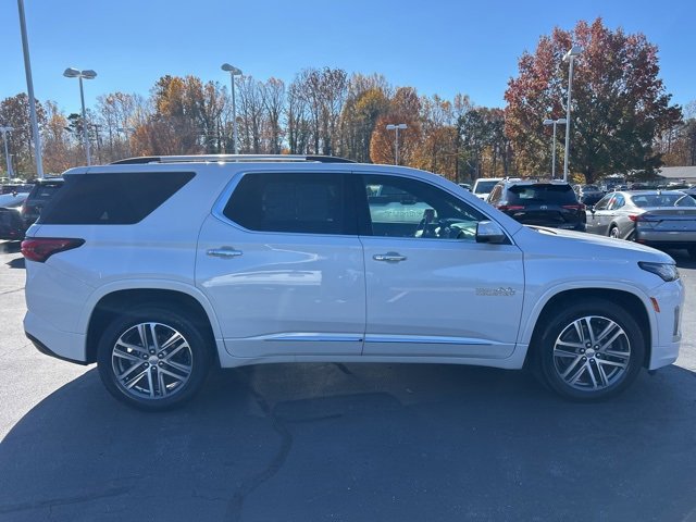 Used 2023 Chevrolet Traverse High Country image 4