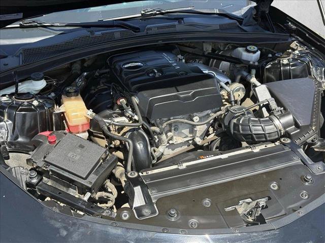 Used 2020 Chevrolet Camaro LT RWD image 18