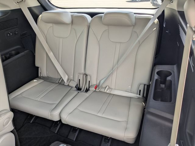 Certified 2023 Kia Sorento SX image 8