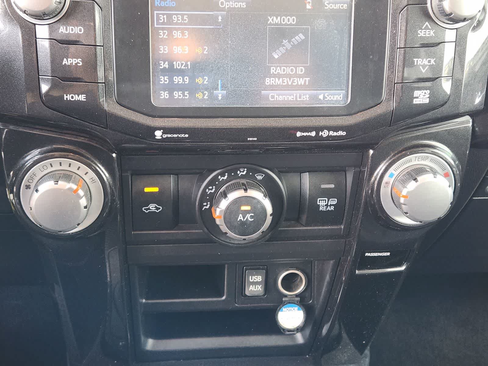 Used 2018 Toyota 4Runner TRD Off-Road Premium AWD/4WD image 17