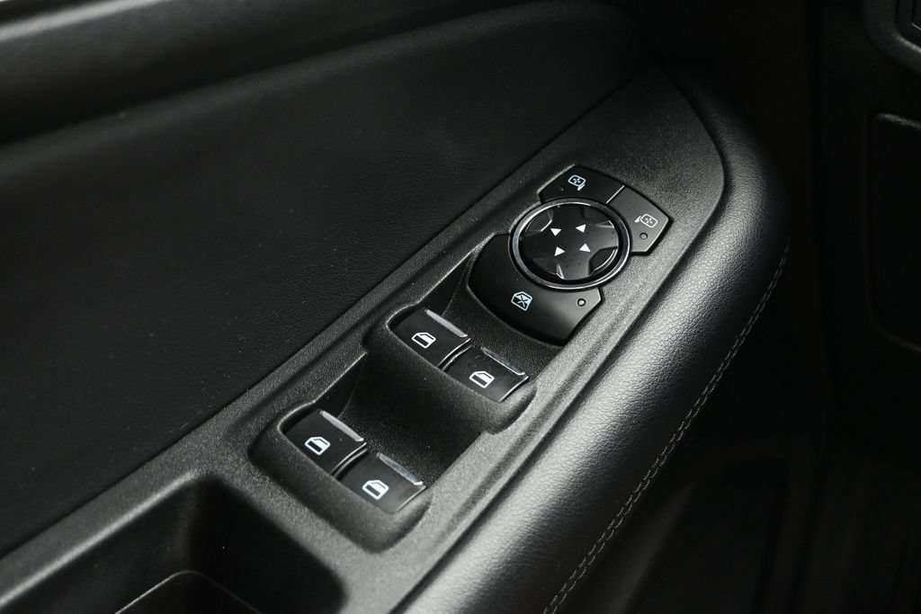 Used 2023 Ford Edge SE AWD/4WD image 27