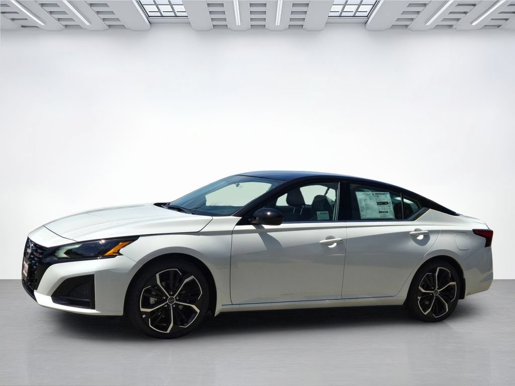 New 2026 Nissan Altima 2.5 SR FWD image 7