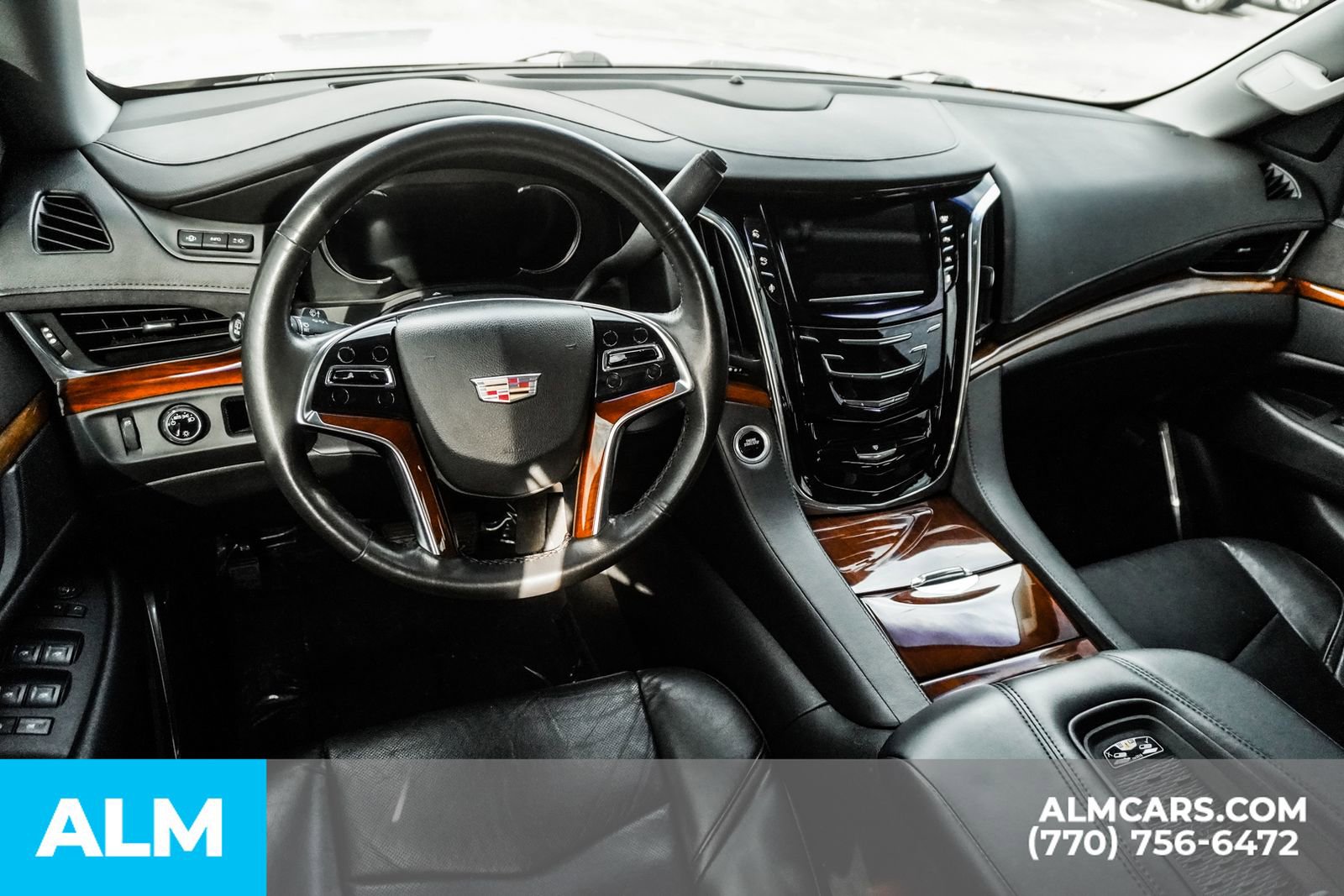 Used 2016 Cadillac Escalade Luxury image 28