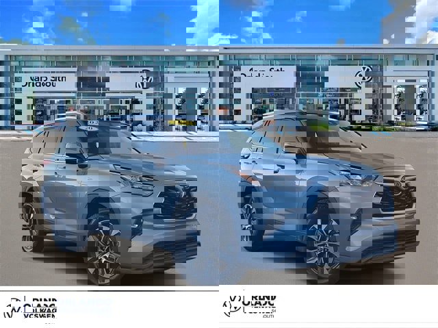 Used 2020 Toyota Highlander XLE