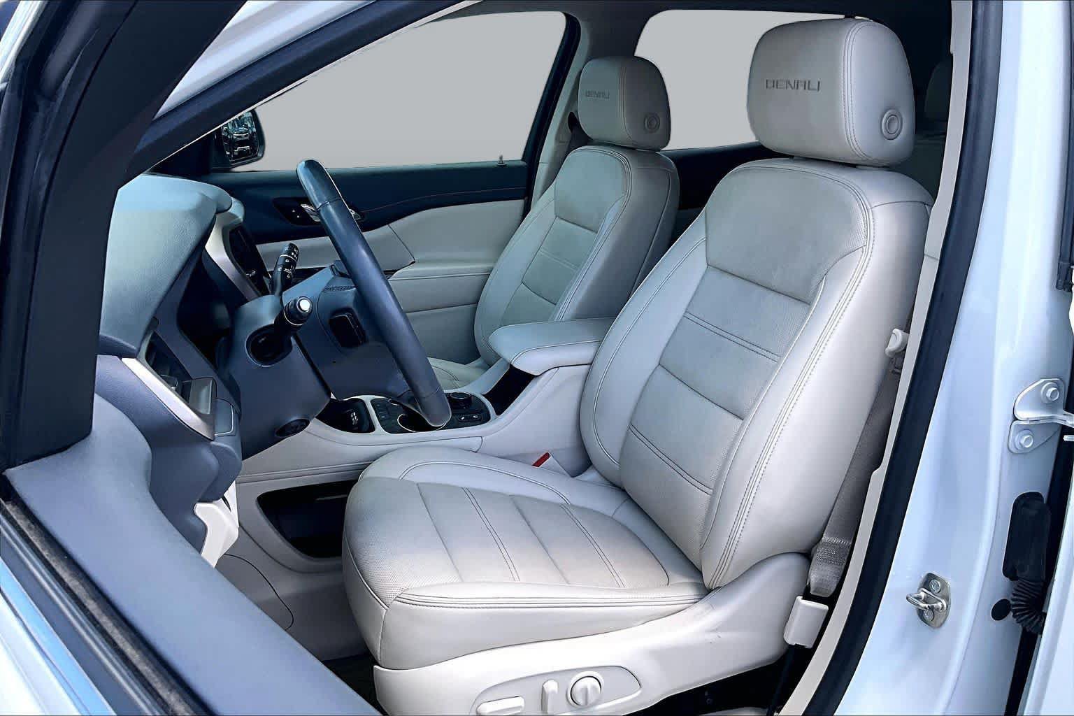 Certified 2023 GMC Acadia Denali FWD image 14
