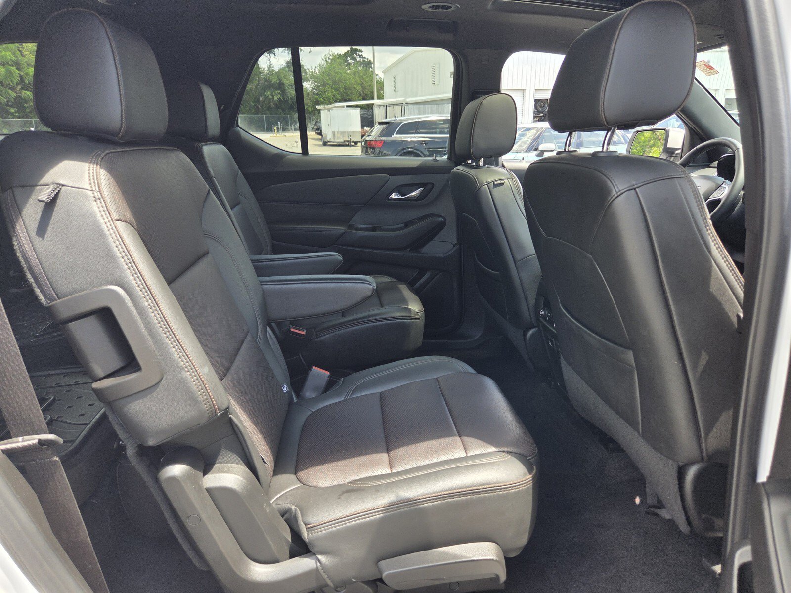 Used 2023 Chevrolet Traverse High Country w/ LPO, Floor Liner Package FWD image 16
