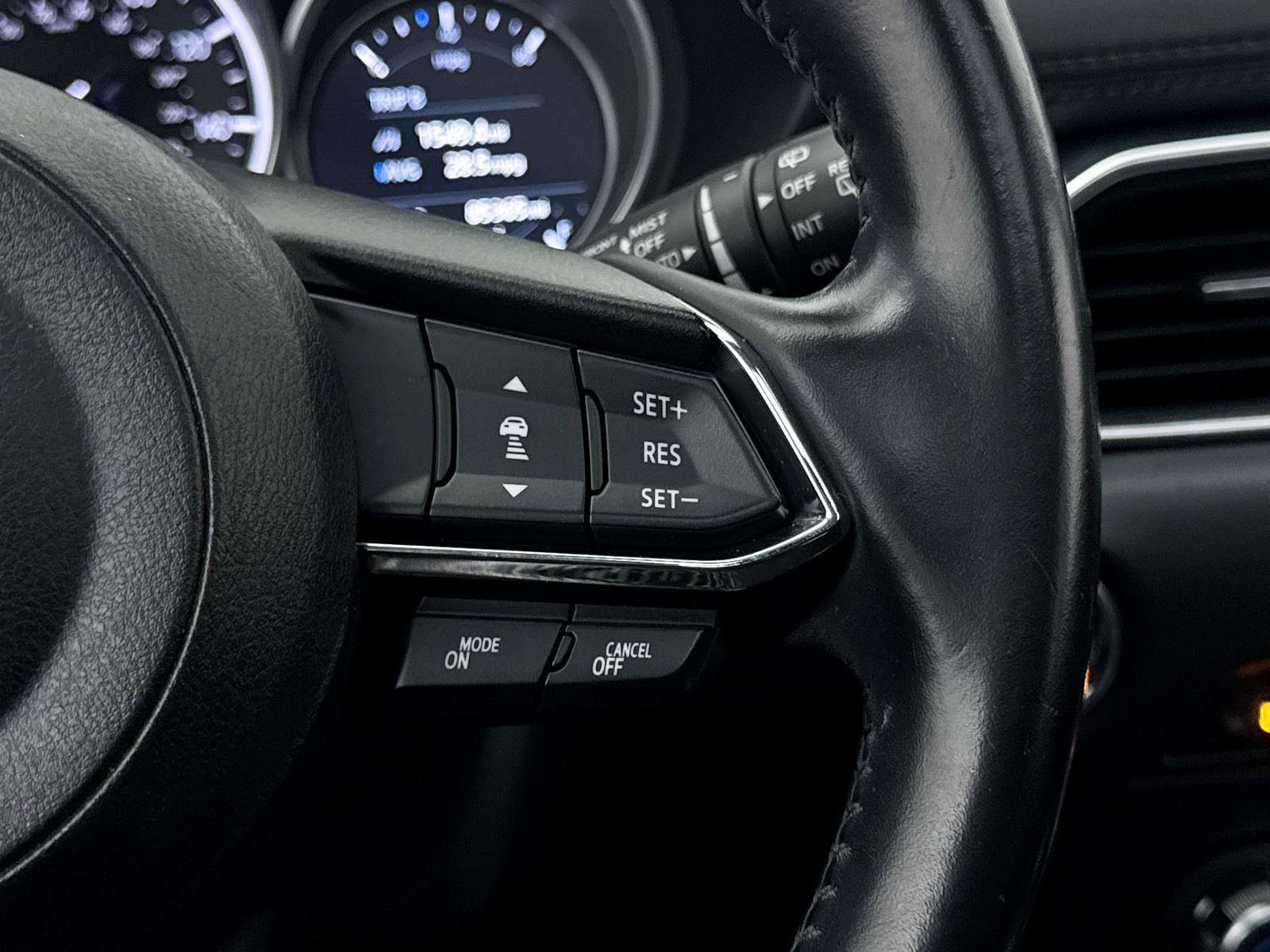 Used 2018 MAZDA CX-5 Touring w/ Preferred Equipment Package image 36