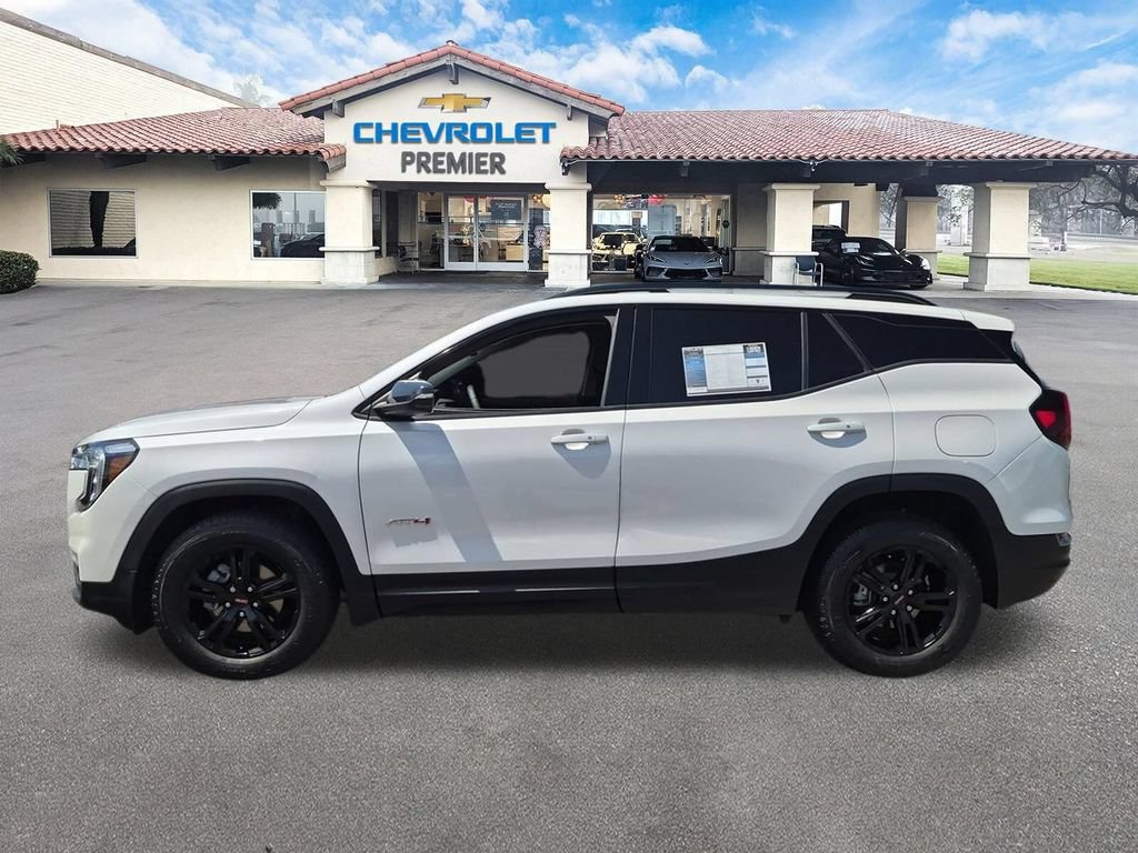 Used 2024 GMC Terrain AT4 w/ Infotainment Package II AWD/4WD image 5
