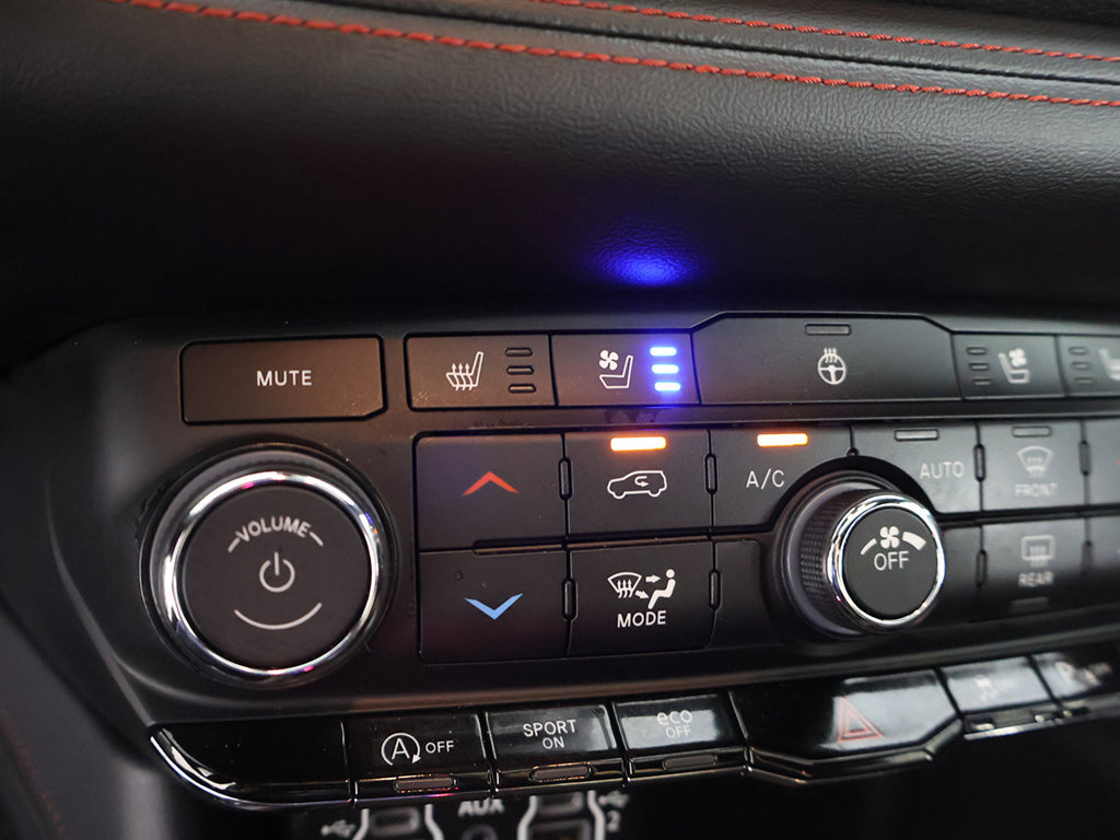 Used 2023 Dodge Durango GT AWD/4WD image 54