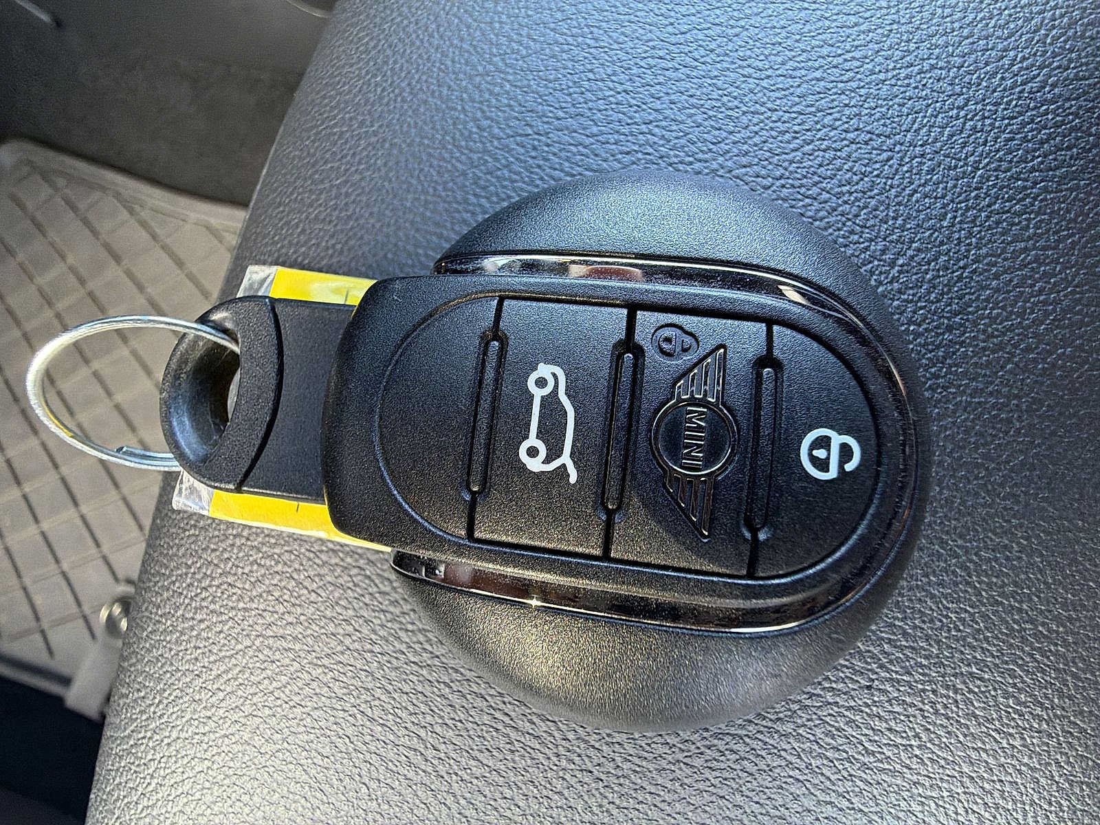 Used 2023 MINI Cooper S FWD image 28