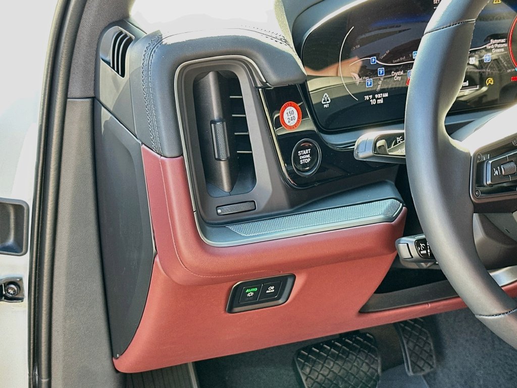 New 2026 Porsche Cayenne AWD/4WD image 10