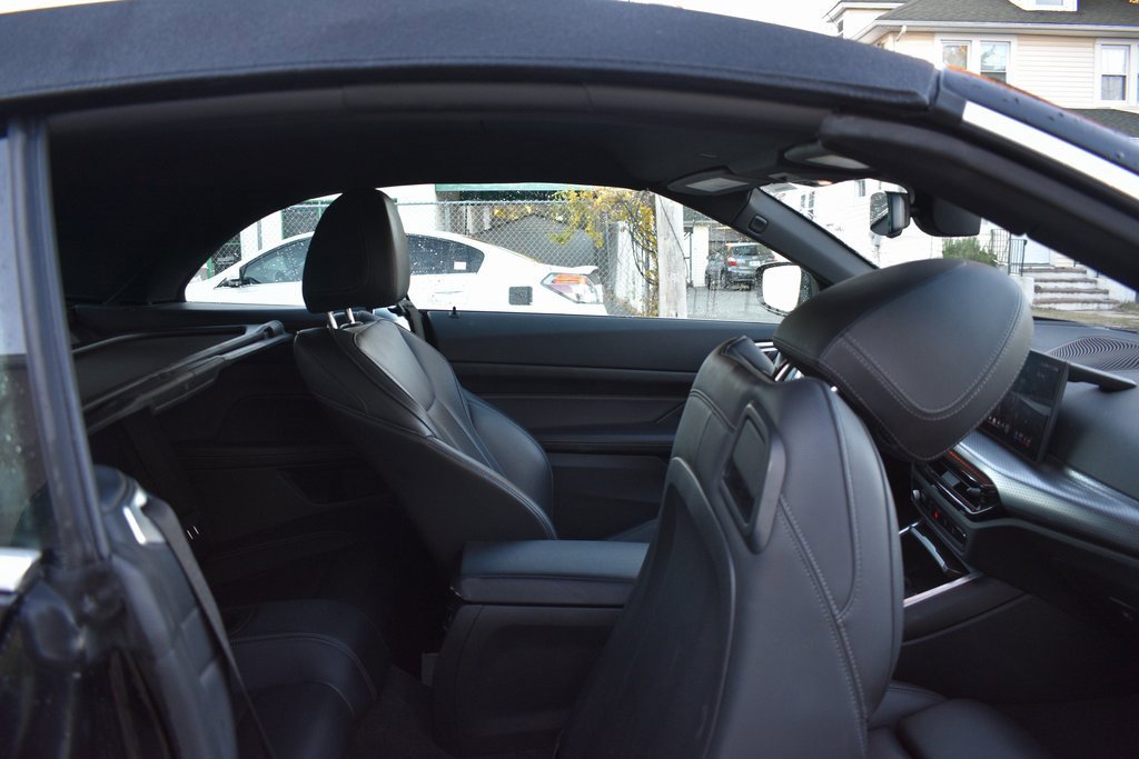Used 2025 BMW 430i Convertible image 33