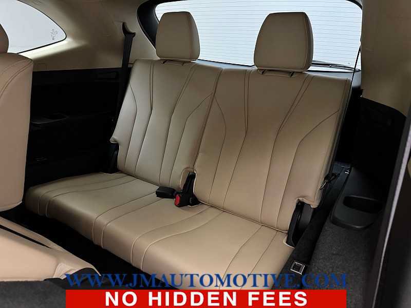 Used 2023 Acura MDX SH-AWD image 17
