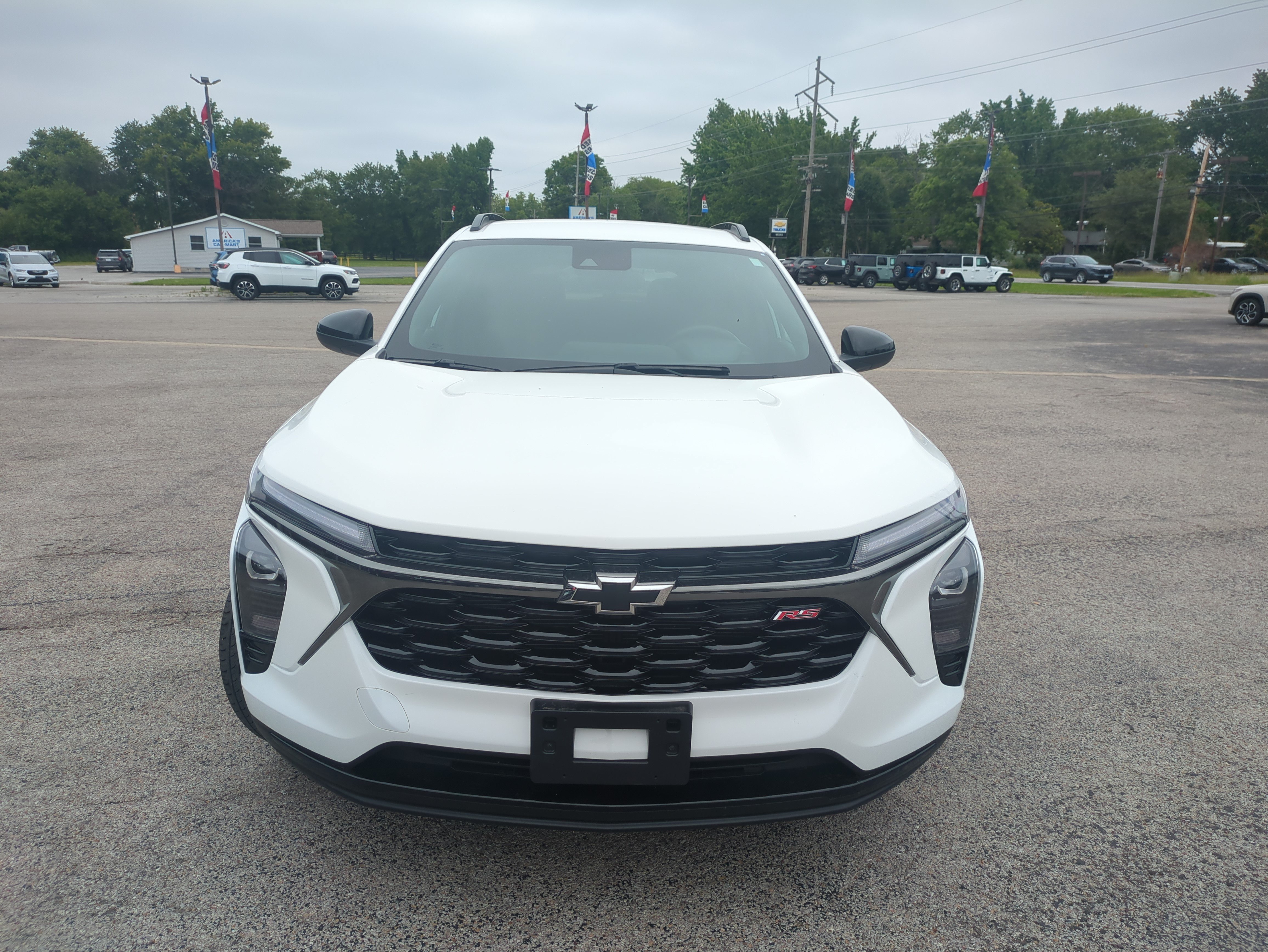Used 2024 Chevrolet Trax RS FWD image 6