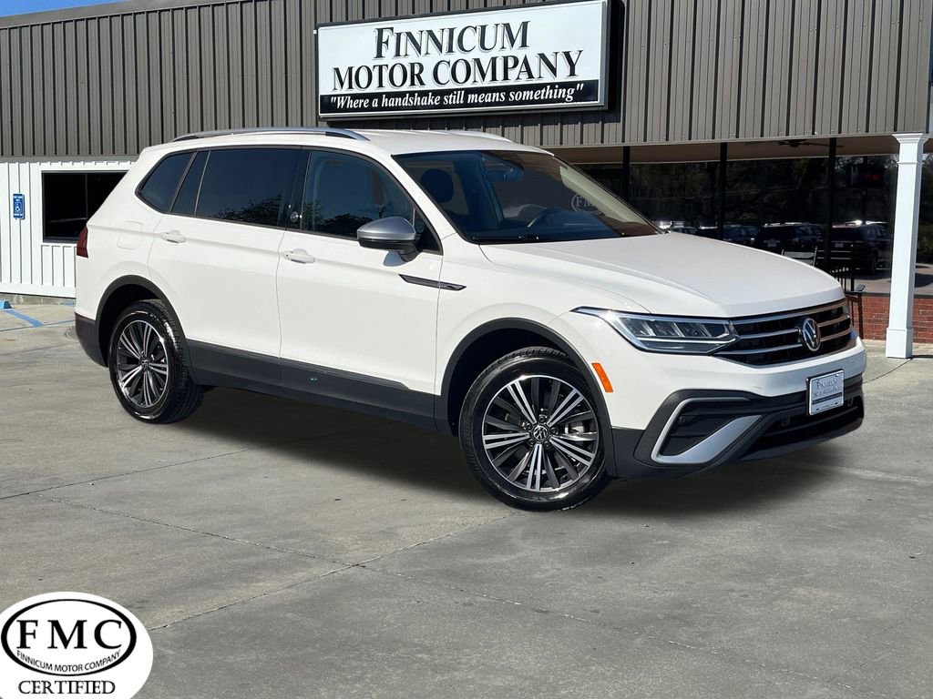 Used 2024 Volkswagen Tiguan Wolfsburg Edition image 1