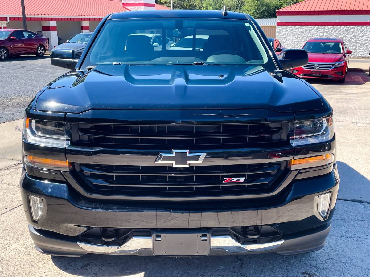 Used 2018 Chevrolet Silverado 1500 LT w/ All Star Edition AWD/4WD image 7