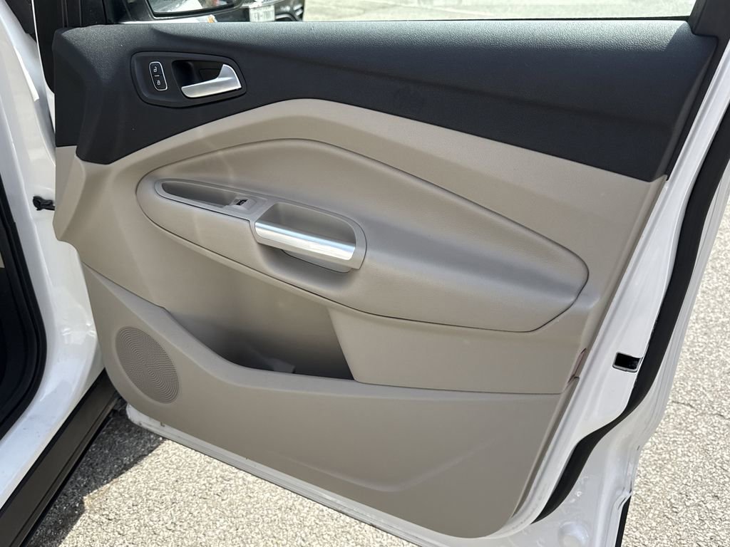 Used 2019 Ford Escape SEL image 28