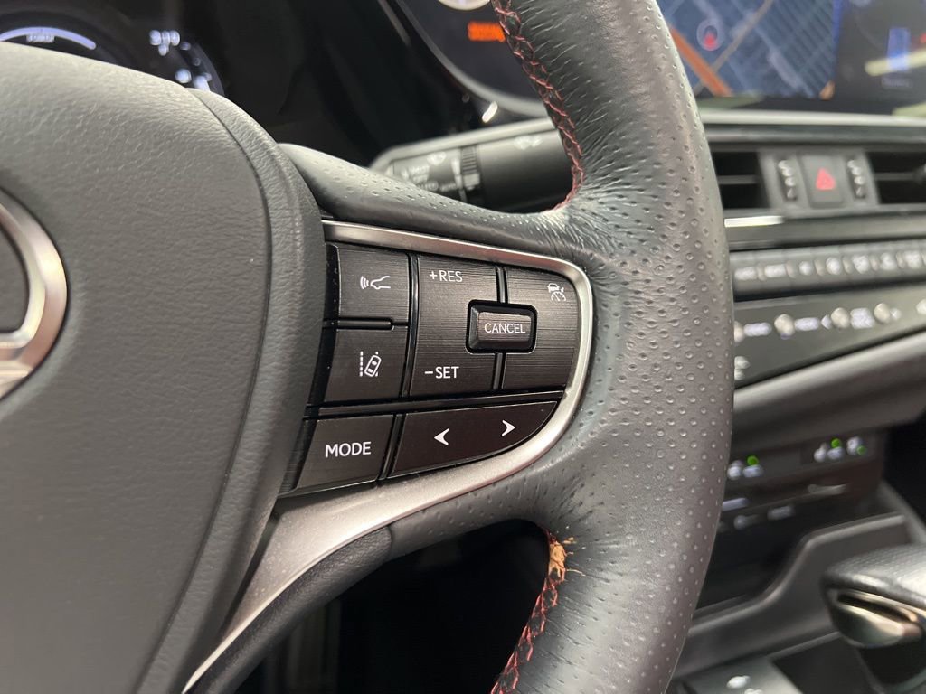 Used 2022 Lexus ES 300h F Sport w/ Accessory Package 2 FWD image 22