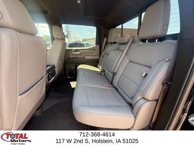 Used 2023 Chevrolet Silverado 1500 LTZ AWD/4WD image 13