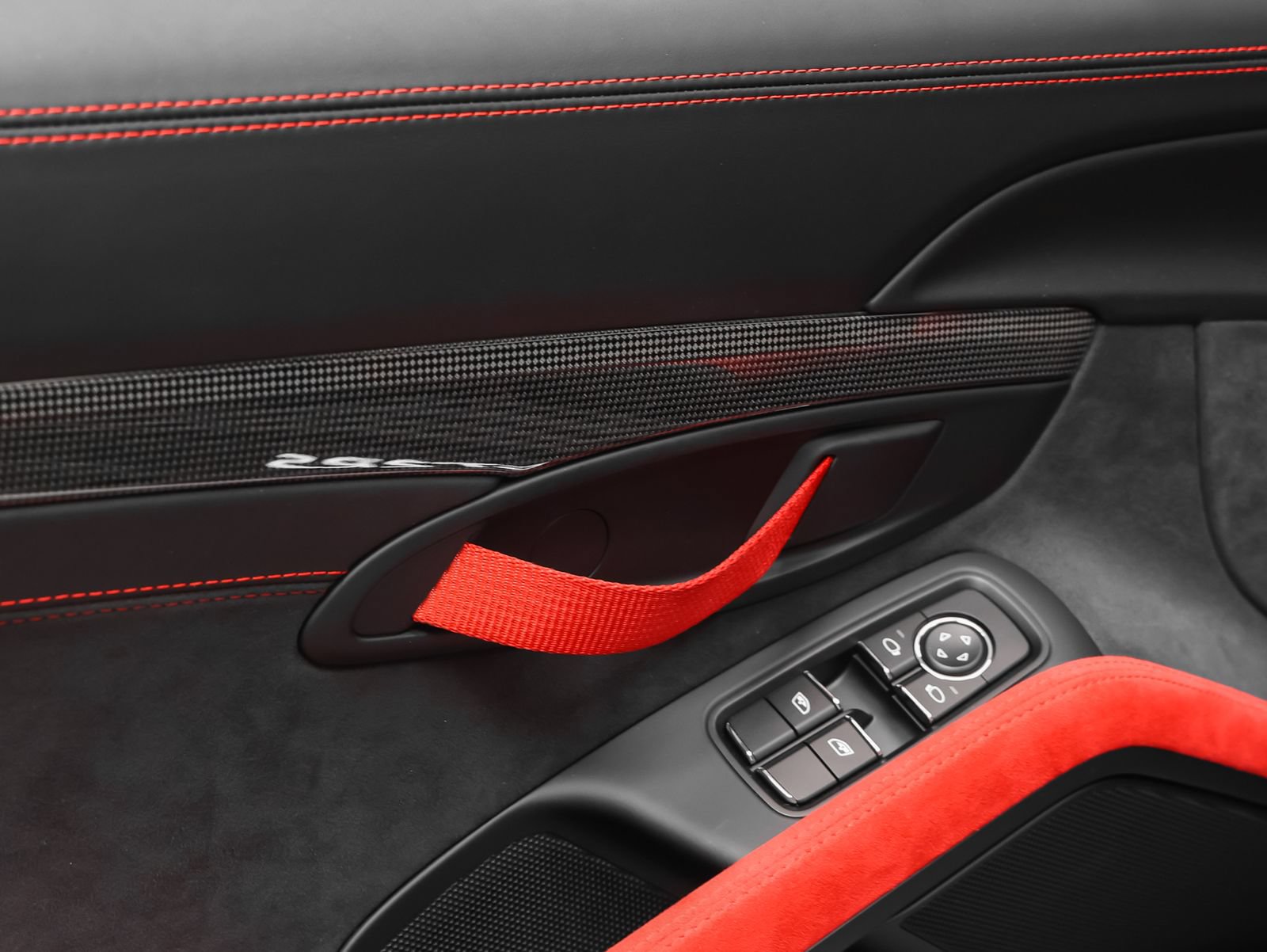 Certified 2018 Porsche 911 GT2 RS RWD image 88