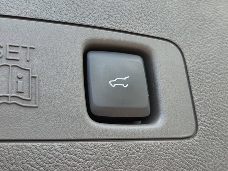 Used 2022 Lincoln Corsair FWD image 15