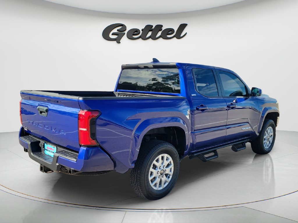 Certified 2025 Toyota Tacoma SR5 AWD/4WD image 5