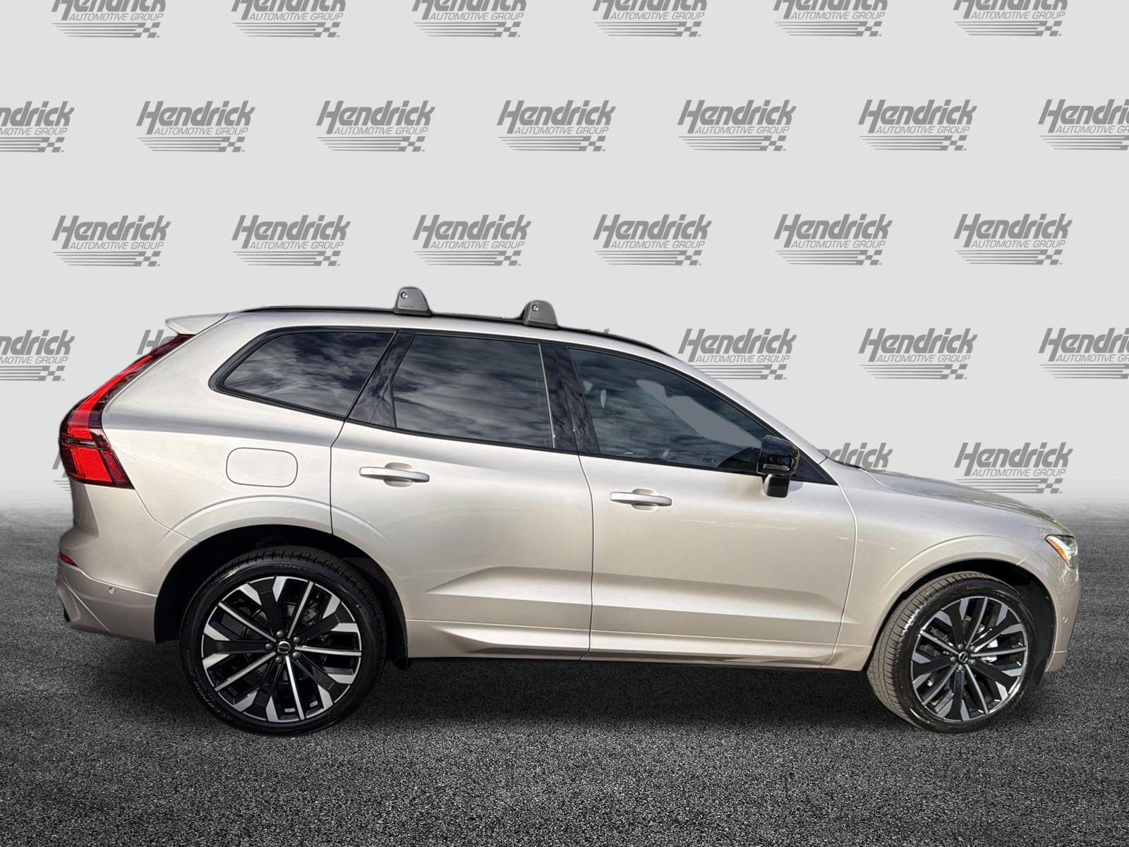 New 2026 Volvo XC60 B5 Ultra w/ Protection Package Premier image 5