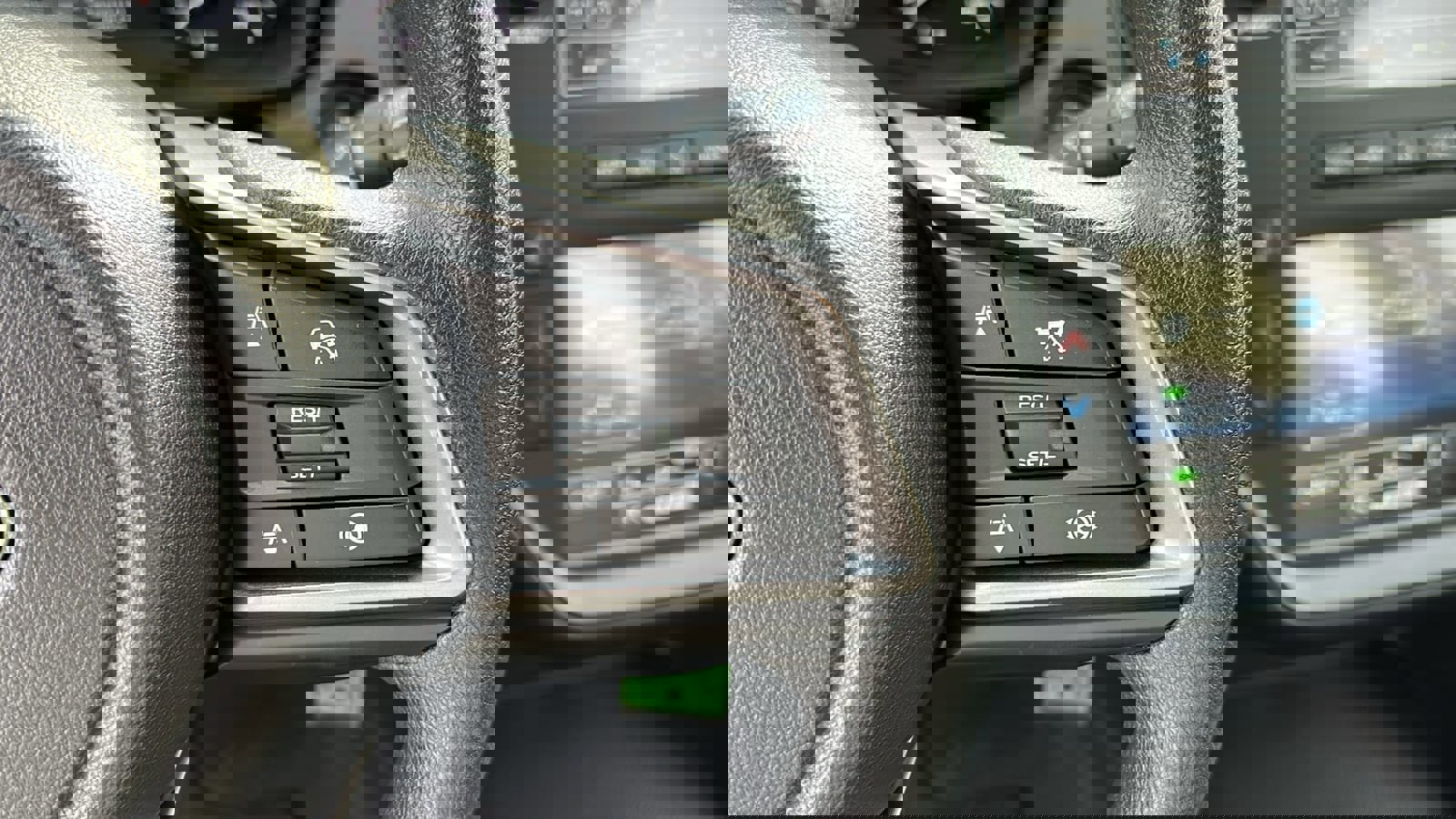 Certified 2025 Subaru Impreza 2.0i image 12