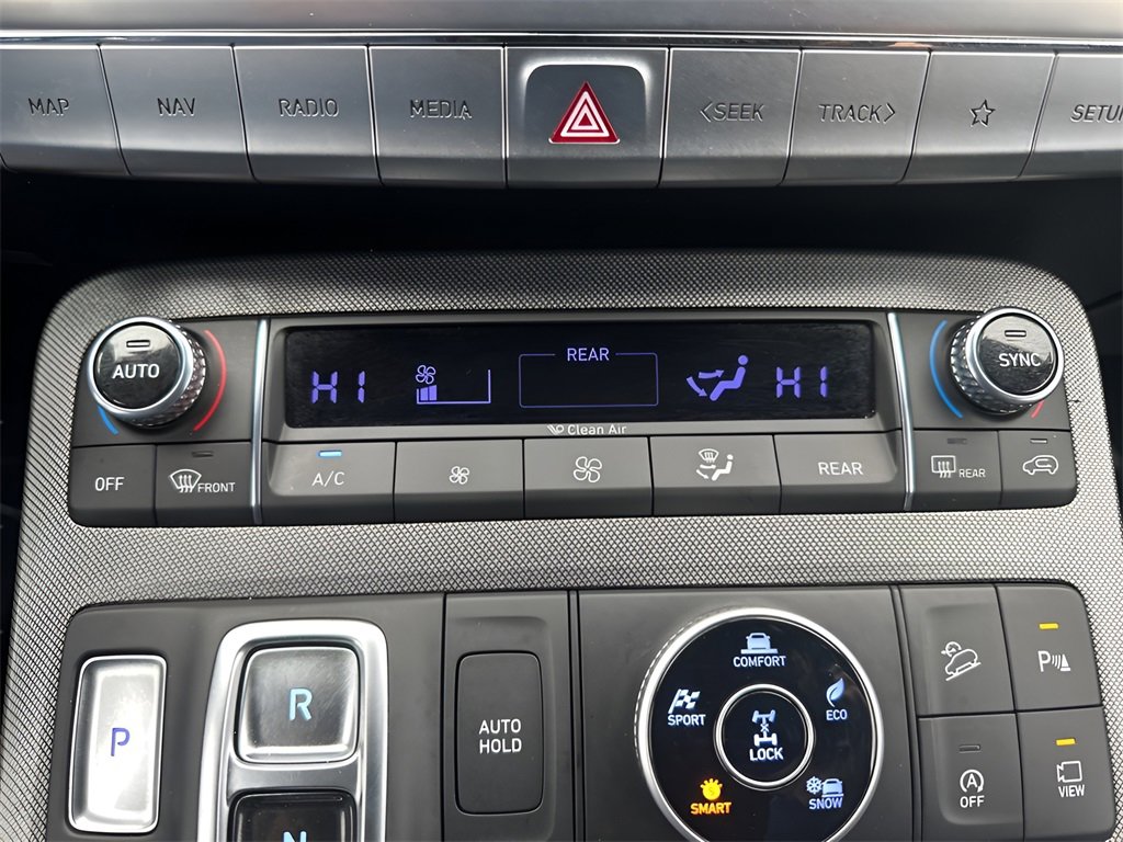 Used 2021 Hyundai Palisade Calligraphy image 22