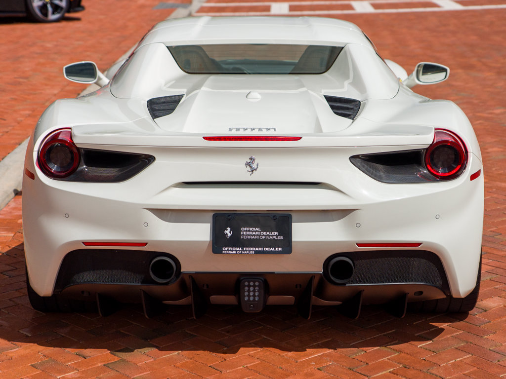Used 2019 Ferrari 488 Spider RWD image 31