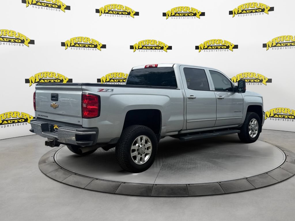 Used 2015 Chevrolet Silverado 2500 LT w/ LT Convenience Package AWD/4WD image 5