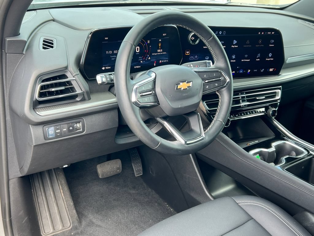 Used 2026 Chevrolet Traverse LT AWD/4WD image 18