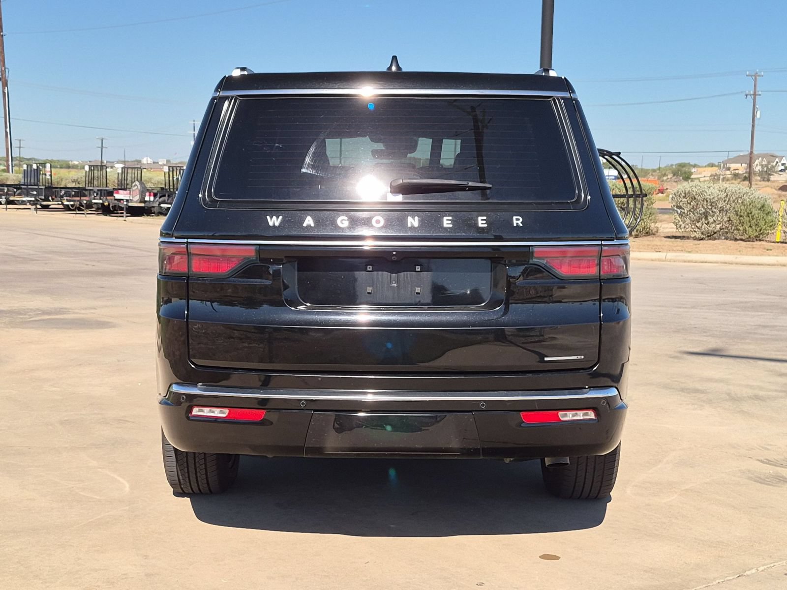 Used 2024 Jeep Wagoneer Series II AWD/4WD image 4