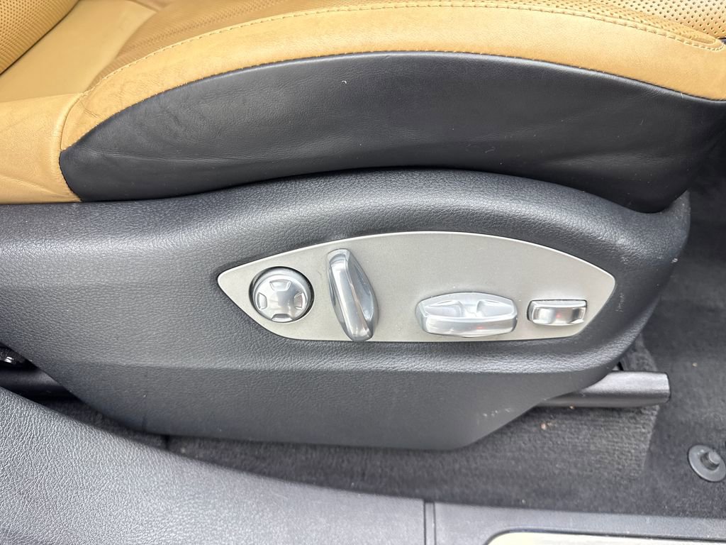 Used 2016 Porsche Cayenne image 46