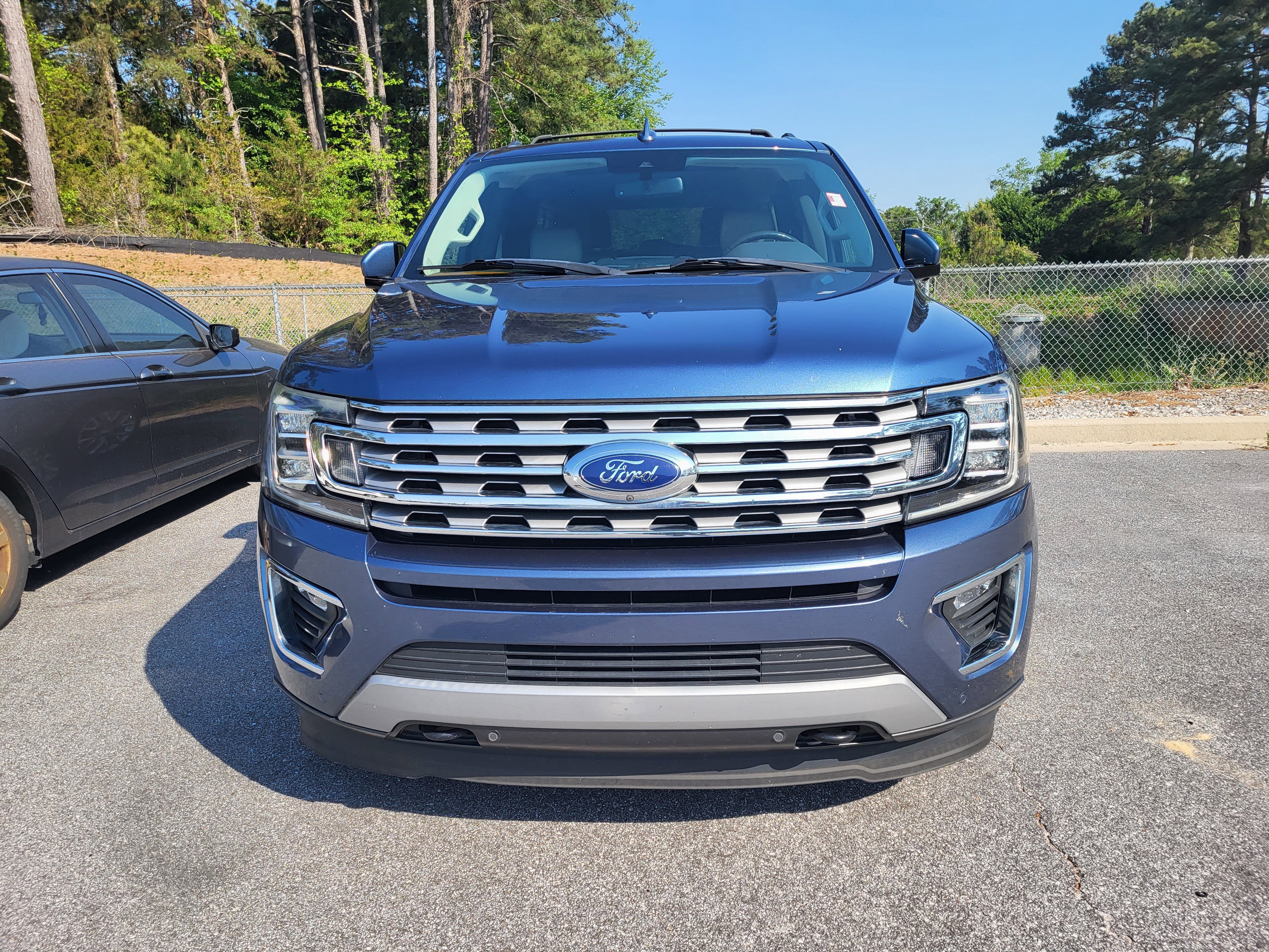 Used 2019 Ford Expedition Max Limited w/ Equipment Group 302A AWD/4WD image 2