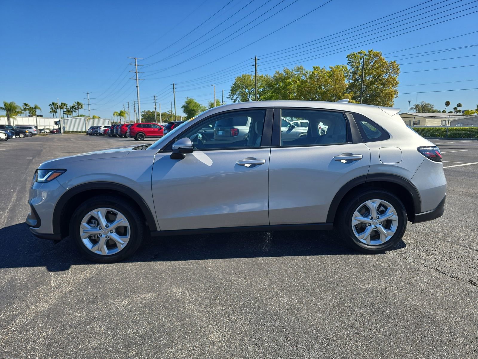 Certified 2025 Honda HR-V LX image 5