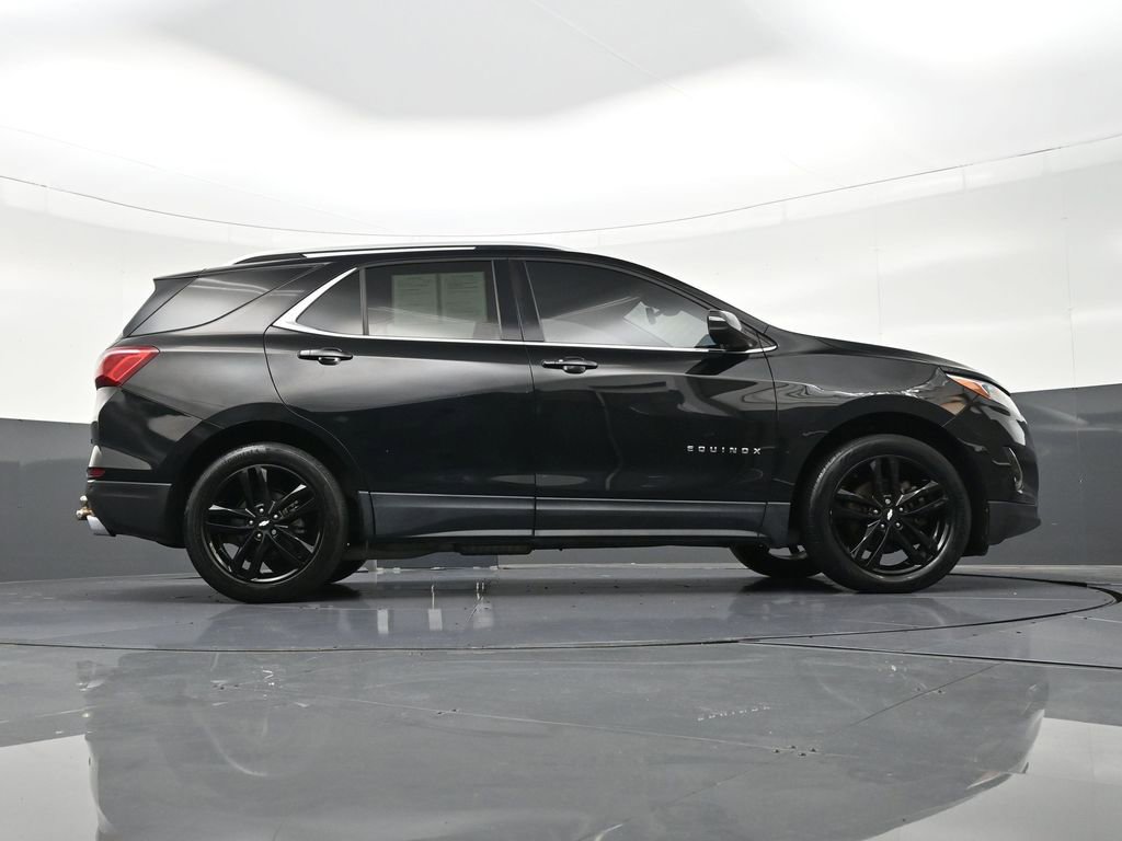 Used 2020 Chevrolet Equinox LT w/ Midnight Edition image 28