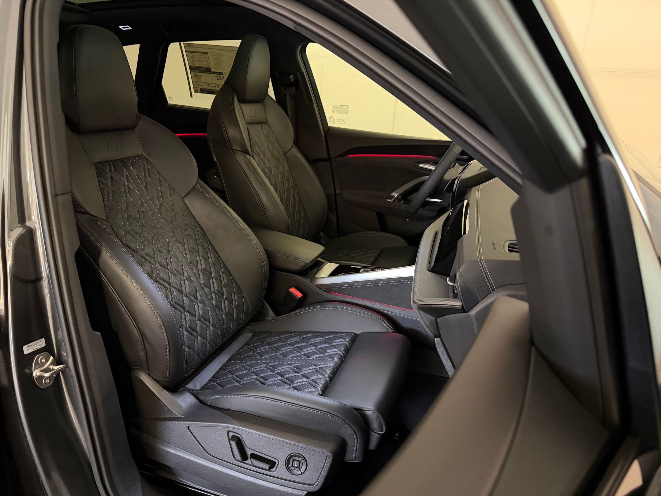 New 2026 Audi SQ5 Premium Plus AWD/4WD image 25