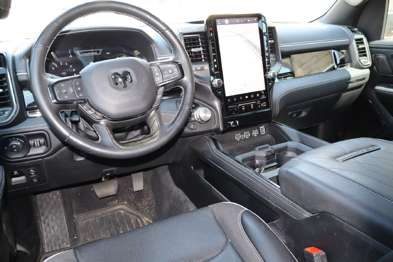 Used 2025 RAM 1500 Limited AWD/4WD image 5